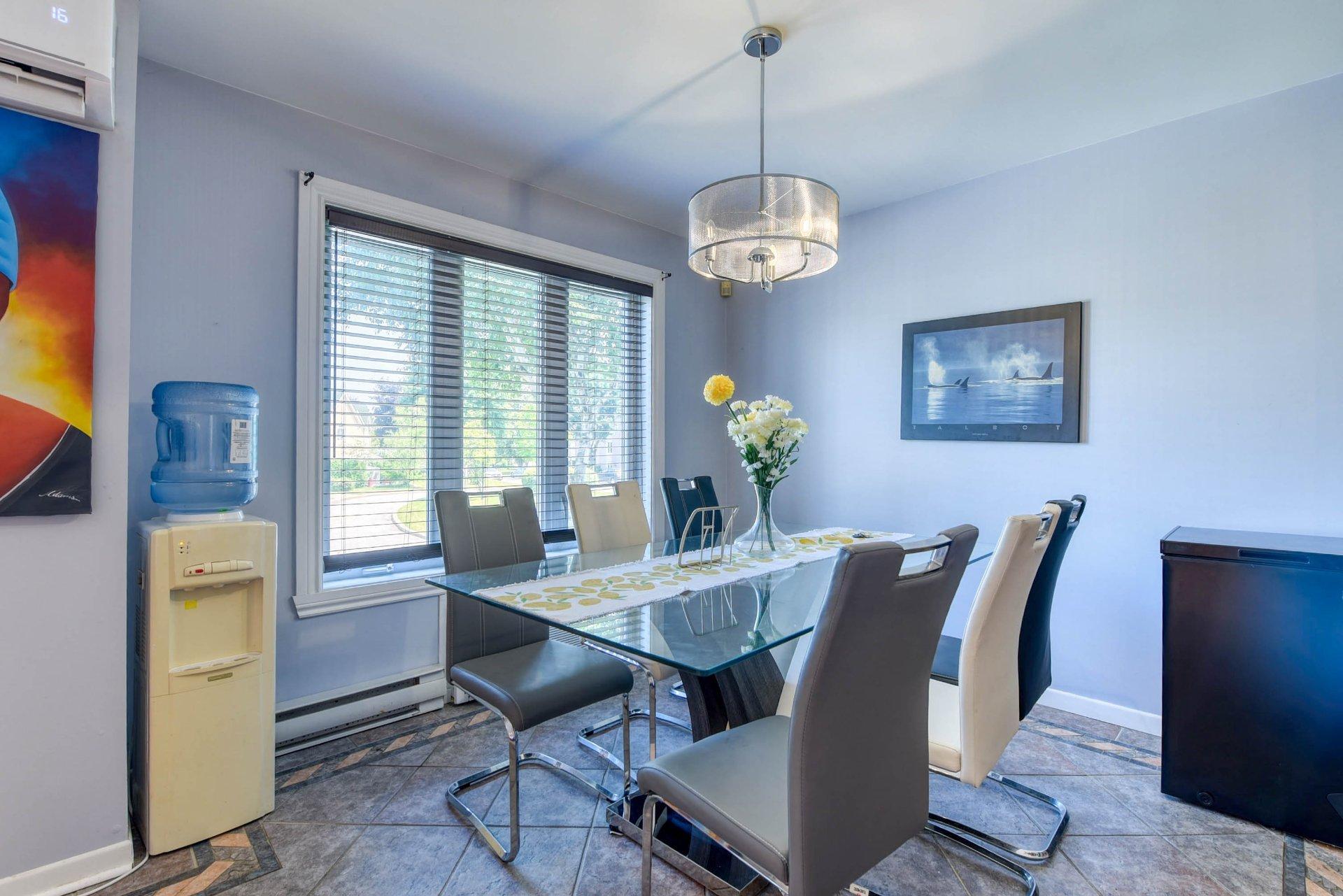 









54


Rue De Courcelle

, 21,
Repentigny (Repentigny),




QC
J5Y3X4

