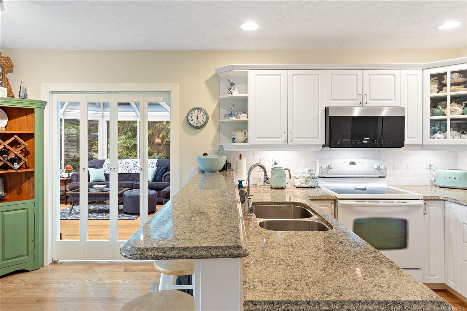









1651


Abbey

Rd,
Qualicum Beach,




BC
V9K 2S3

