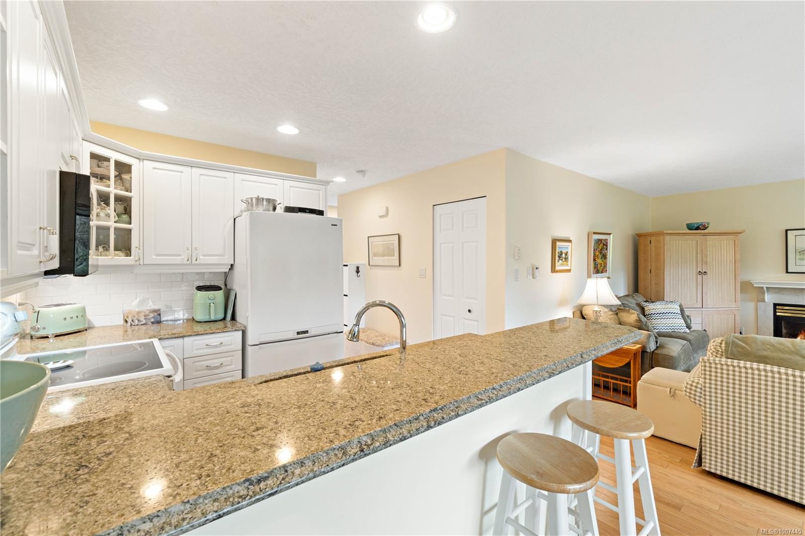 









1651


Abbey

Rd,
Qualicum Beach,




BC
V9K 2S3

