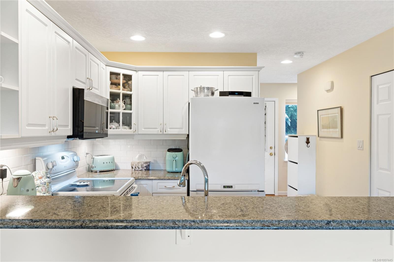 









1651


Abbey

Rd,
Qualicum Beach,




BC
V9K 2S3

