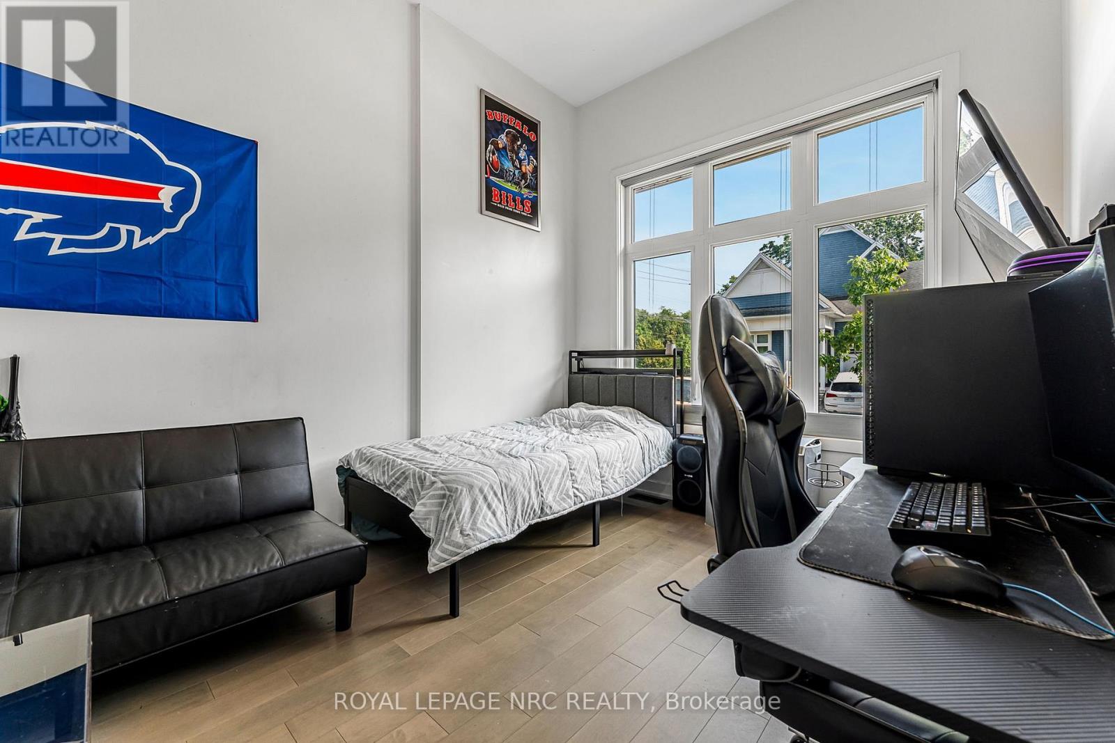 












3604 HIBBARD STREET

,
Fort Erie (Ridgeway),




Ontario
L0S1N0

