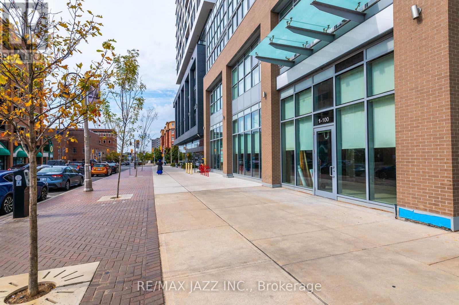 












1 - 100 BOND STREET E

,
Oshawa (O'Neill),




Ontario
L1G0A2

