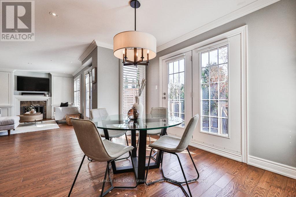 












2764 ROSEWOOD LANE

,
Oakville,




Ontario
L6J7M3

