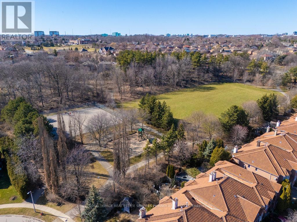 












2764 ROSEWOOD LANE

,
Oakville,




Ontario
L6J7M3


