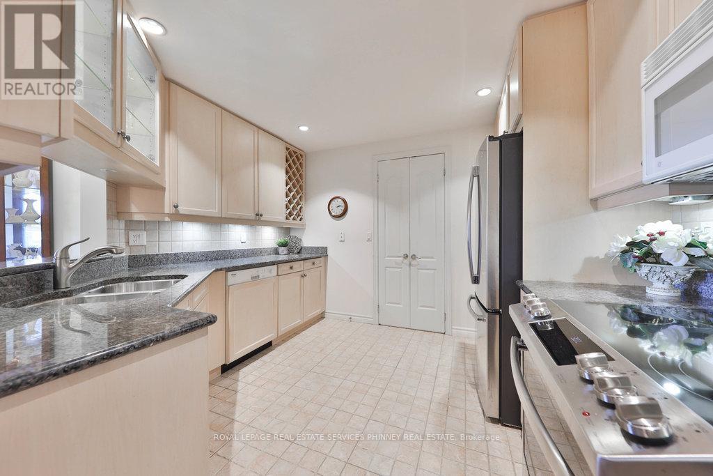 












807 - 1900 THE COLLEGEWAY

,
Mississauga,




Ontario
L5L5Y8

