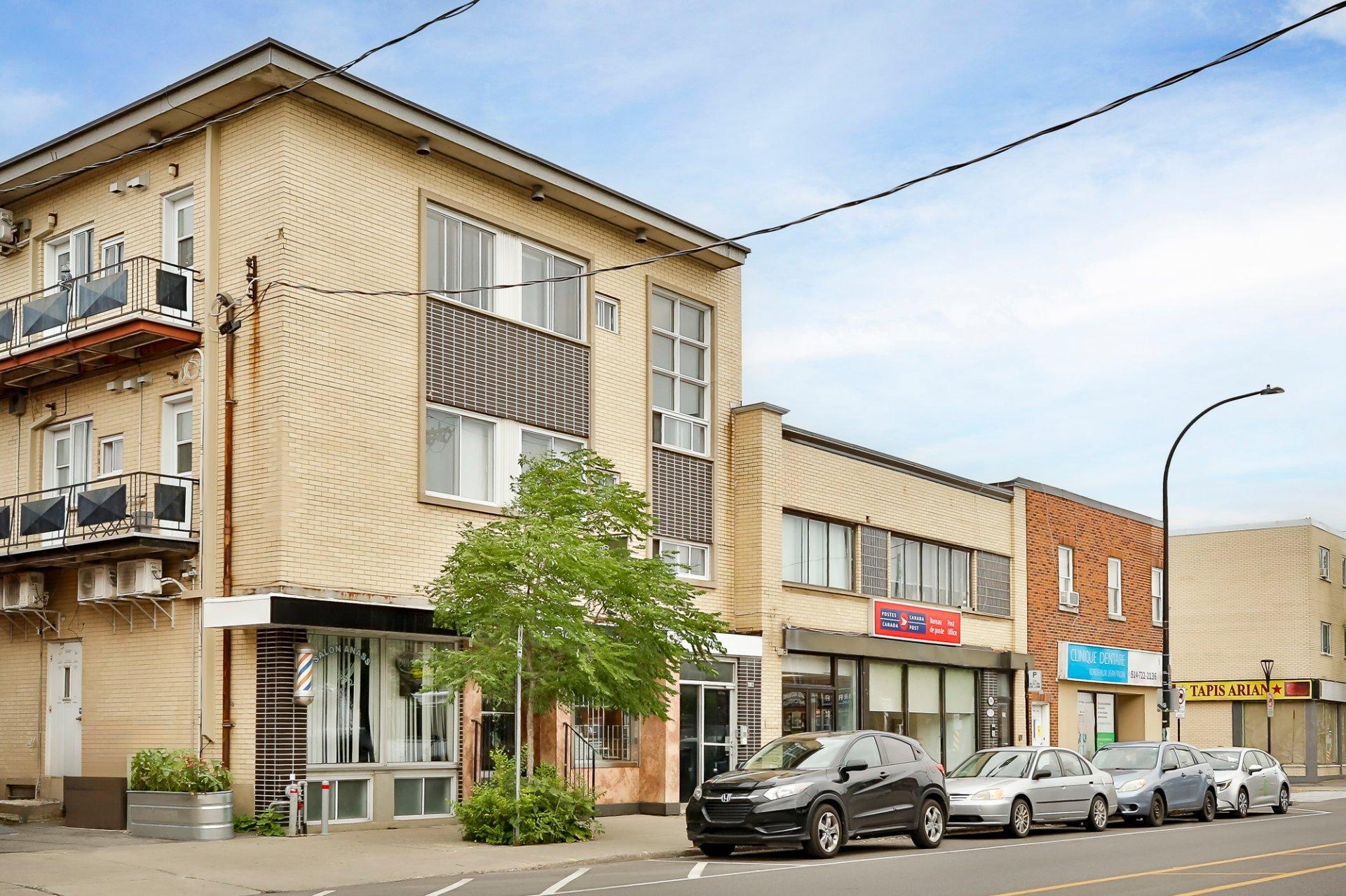 









1981


Rue Jean-Talon E.

,
Montréal (Villeray/Saint-Michel/Parc-Extension),




QC
H2E1T9

