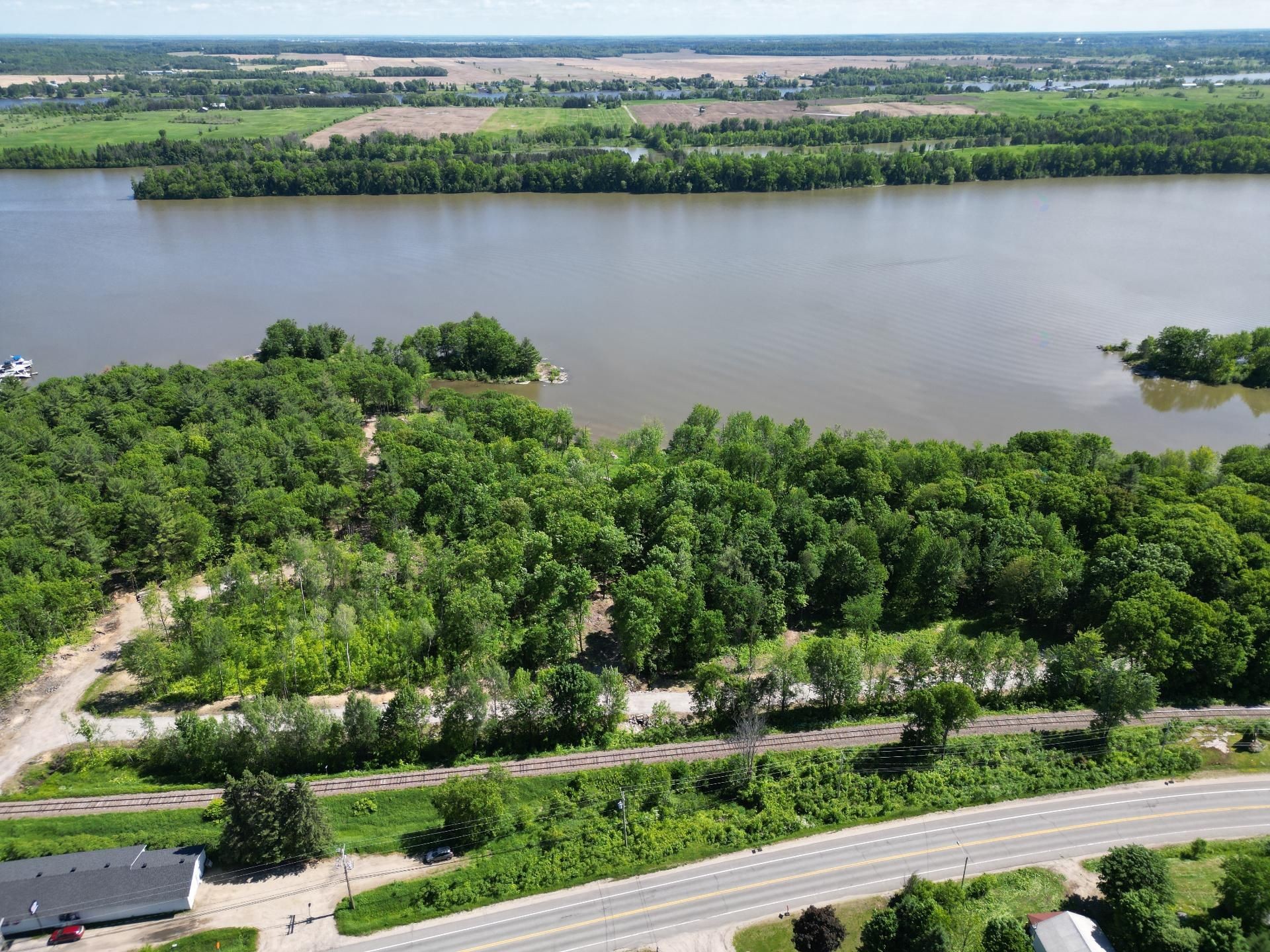 












Rue Papineau

,
Papineauville,







QC
J0V1R0


