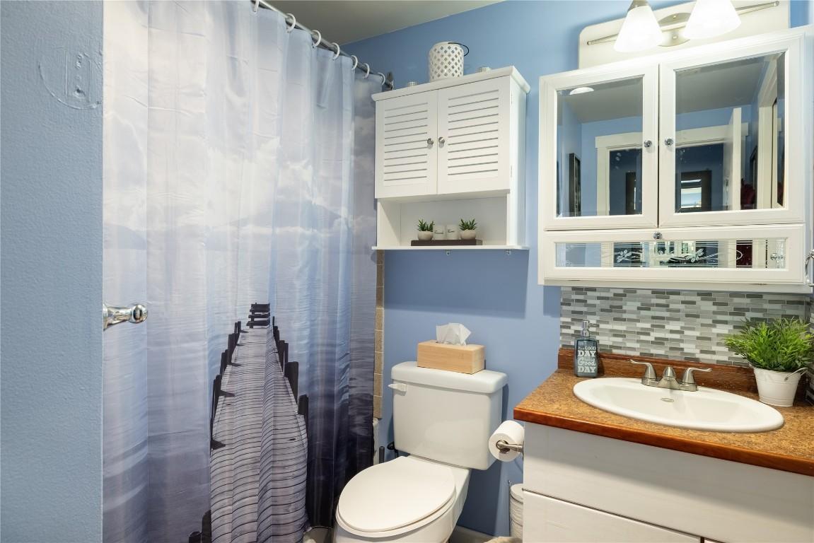 









715


Leathead

Road, 252,
Kelowna,




BC
V1X 5W3

