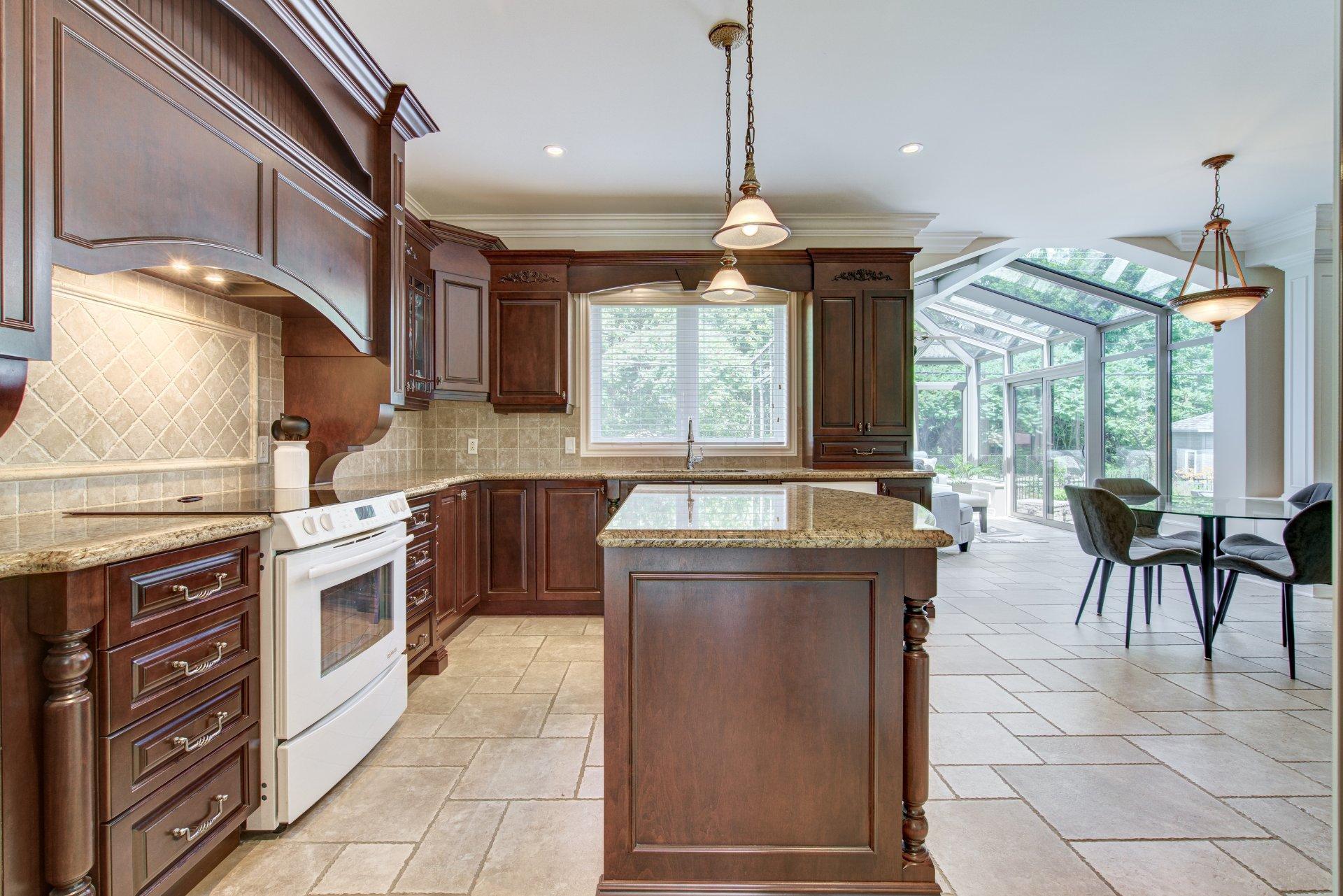 









53


Rue de Chaumont

,
Blainville,




QC
J7B6B4

