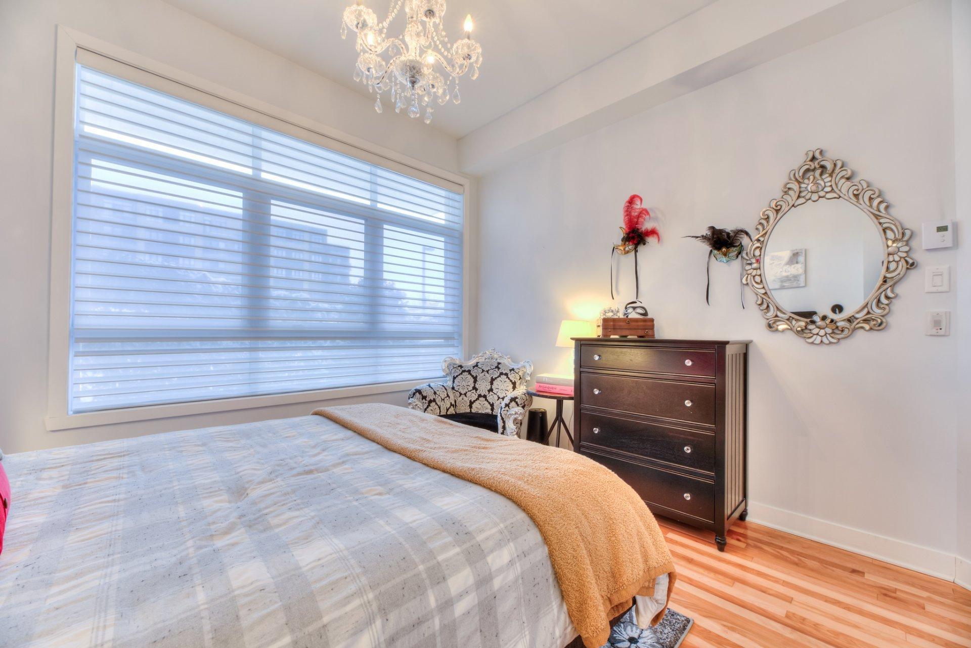 









3655


Rue Jean-Gascon

, 101,
Montréal (Saint-Laurent),




QC
H4R0K7


