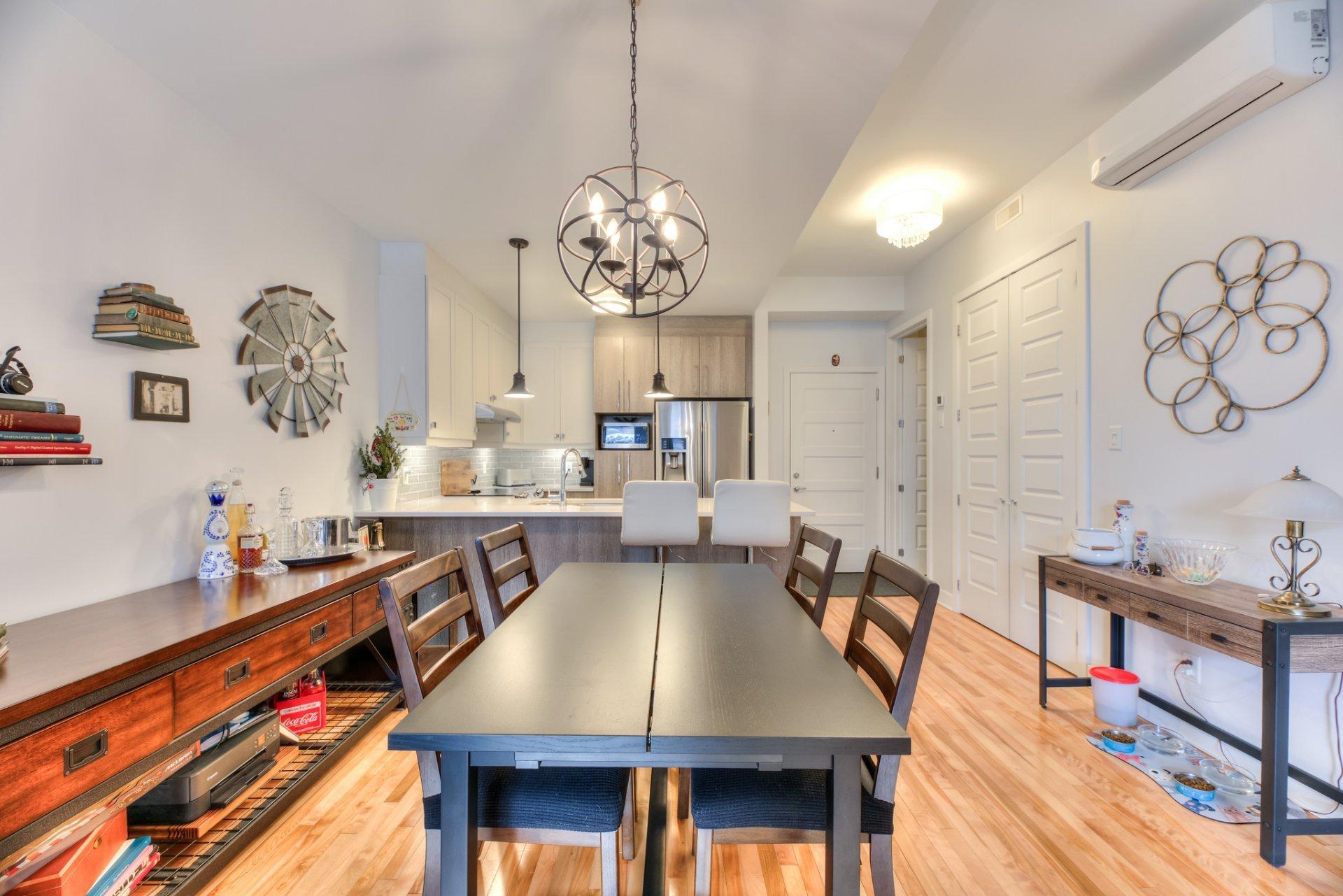 









3655


Rue Jean-Gascon

, 101,
Montréal (Saint-Laurent),




QC
H4R0K7

