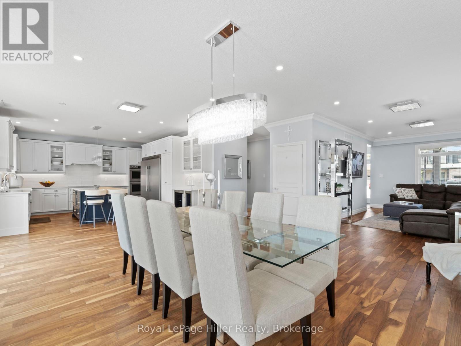 












65 THOMAS STREET

,
Stratford,




Ontario
N5A0B9

