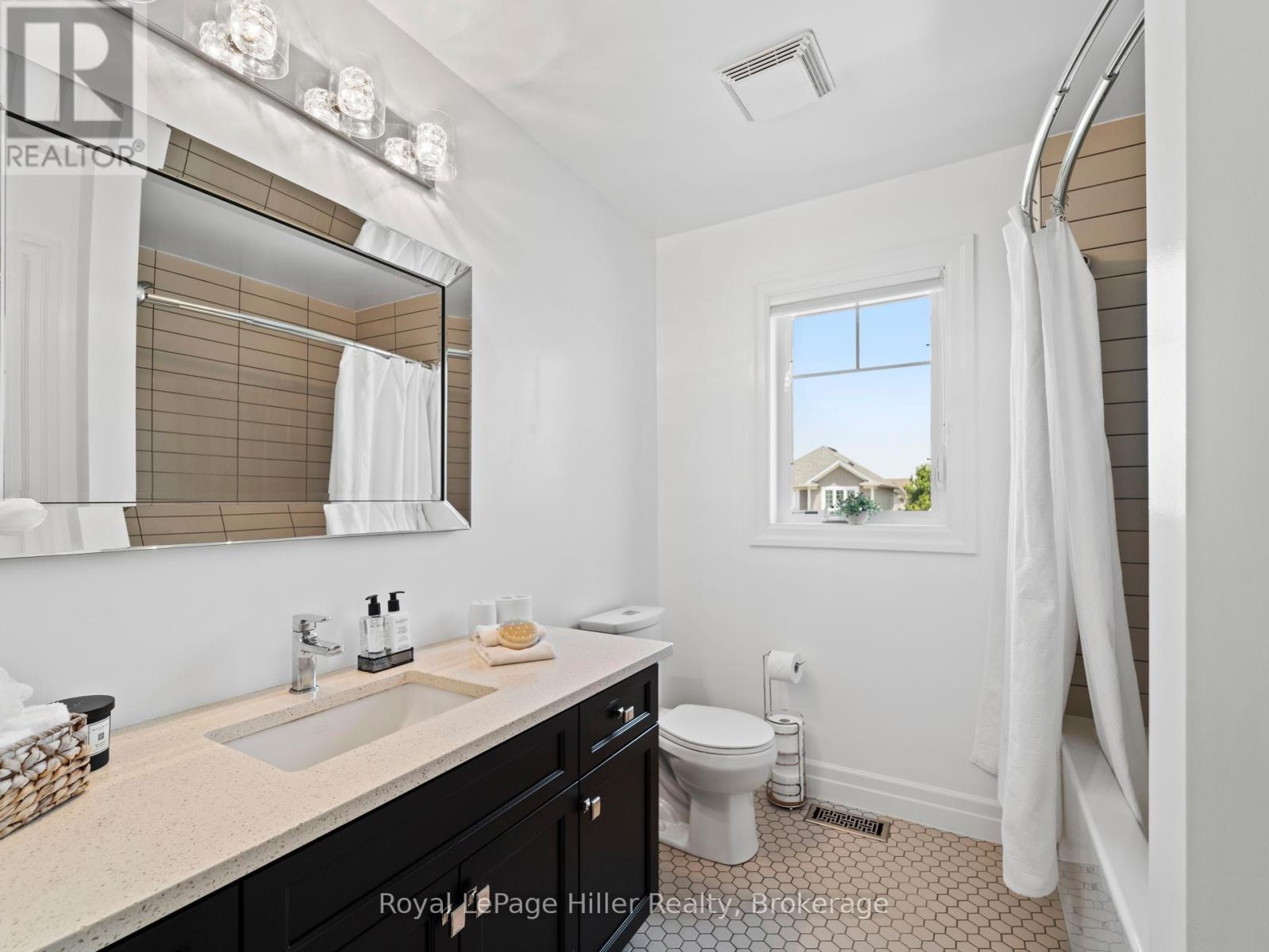 












65 THOMAS STREET

,
Stratford,




Ontario
N5A0B9

