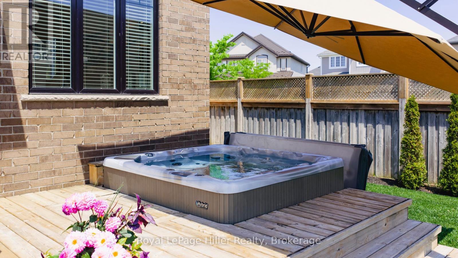 












65 THOMAS STREET

,
Stratford,




Ontario
N5A0B9

