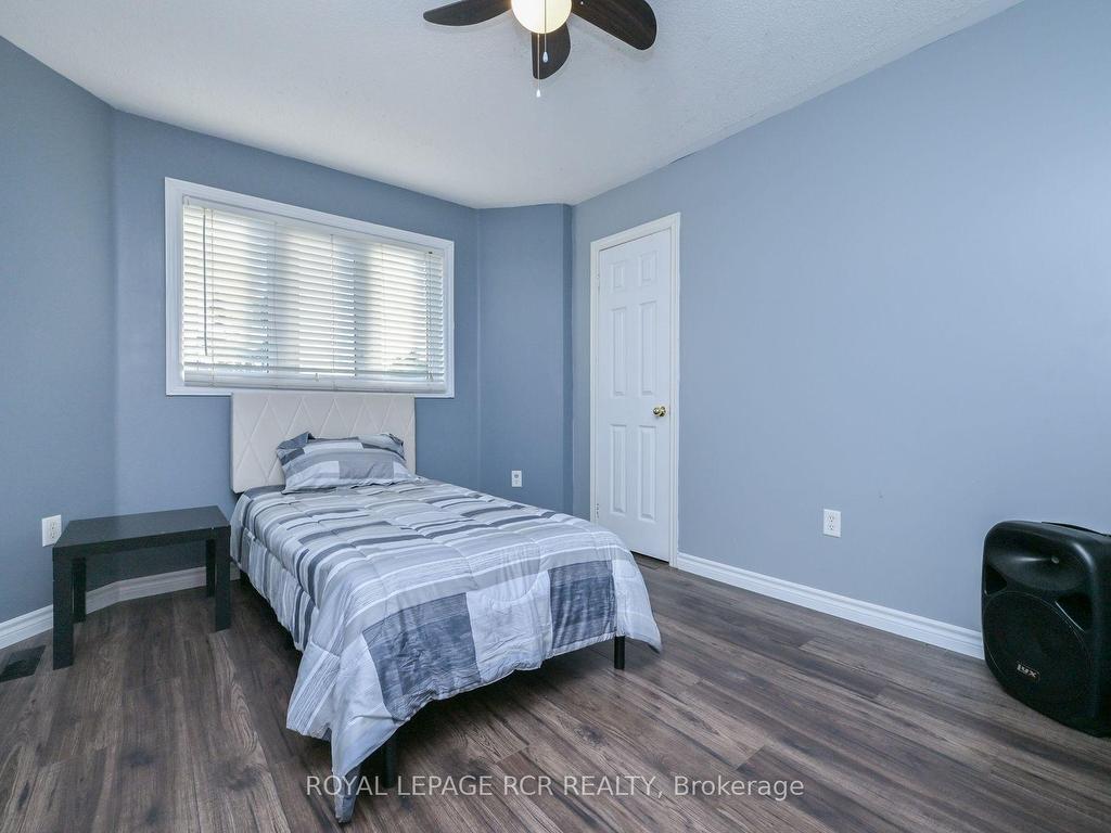 









24


Tascona

Court,
Barrie,




ON
L4M 0C5

