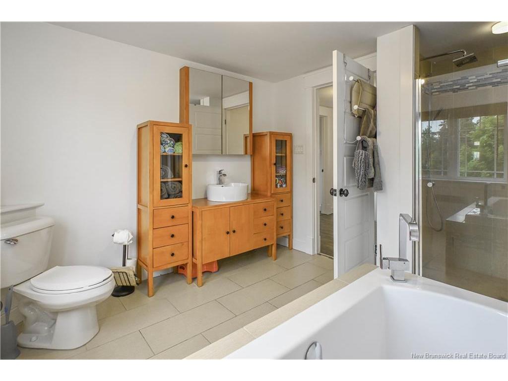 









167


rue du Pêcheur Nord

ST,
Lamèque,




NB
E8T 1K7

