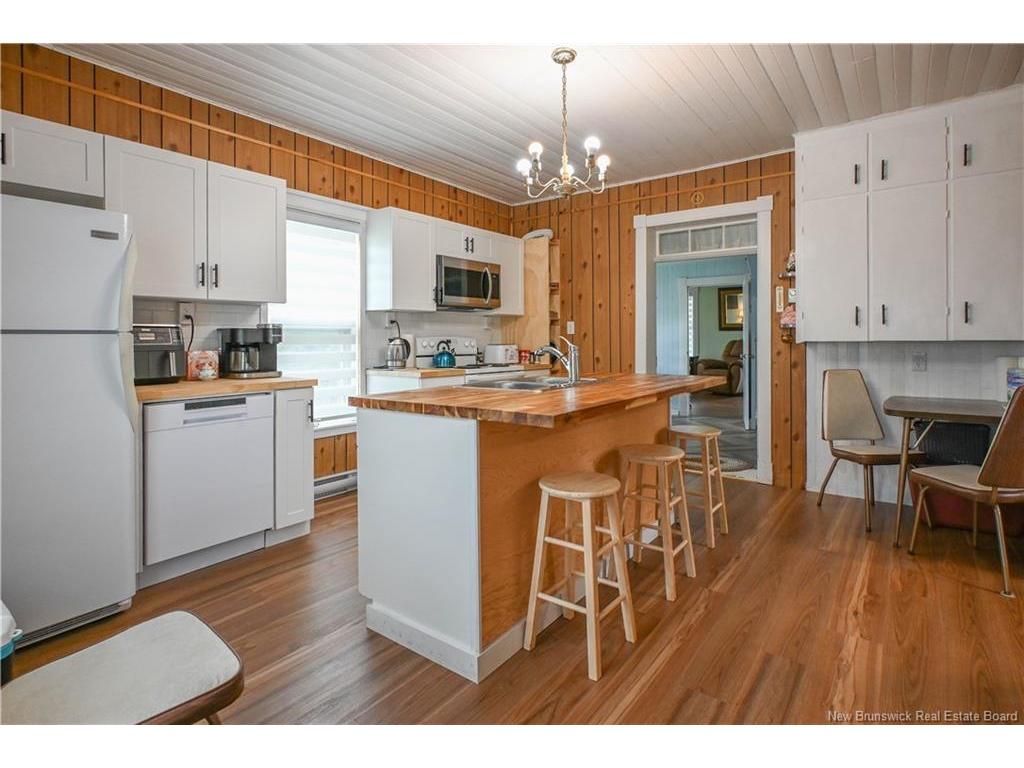 









290


Saint-Pierre O

BLVD,
Caraquet,




NB
E1W 1B7

