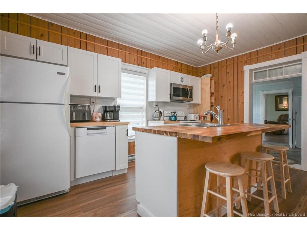 









290


Saint-Pierre O

BLVD,
Caraquet,




NB
E1W 1B7


