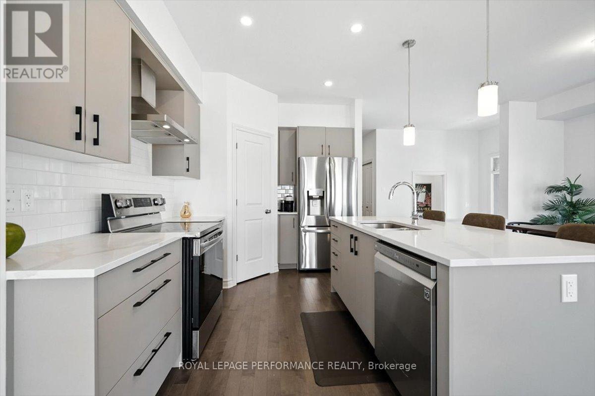 












665 CORDELETTE CIRCLE W

,
Ottawa,




Ontario
K1W0P2


