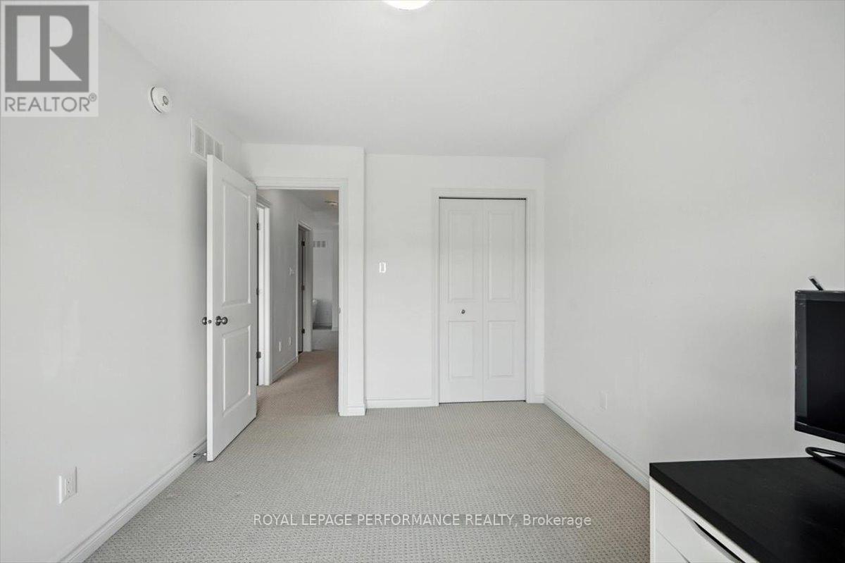 












665 CORDELETTE CIRCLE W

,
Ottawa,




Ontario
K1W0P2


