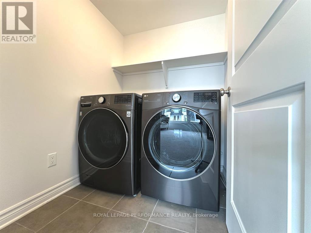 












665 CORDELETTE CIRCLE W

,
Ottawa,




Ontario
K1W0P2

