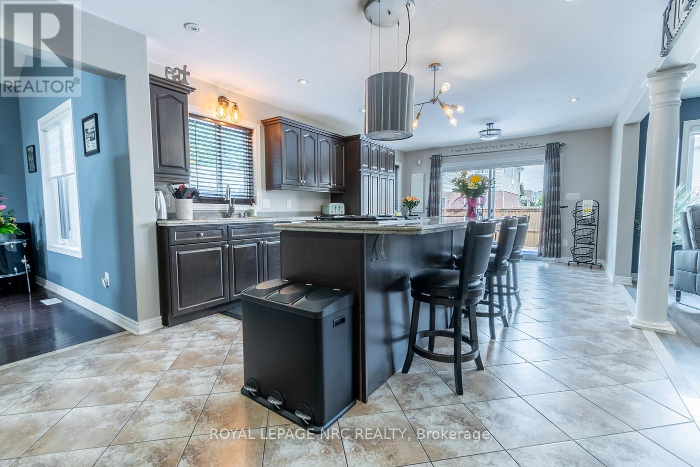












8665 WESTPORT DRIVE

,
Niagara Falls (Forestview),




Ontario
L2H0A3


