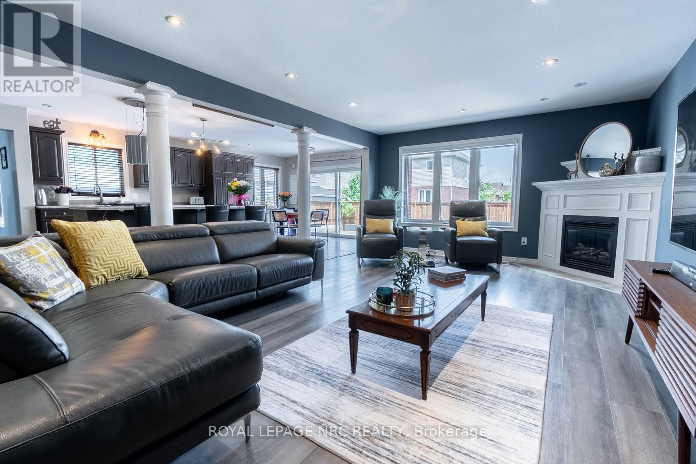 












8665 WESTPORT DRIVE

,
Niagara Falls (Forestview),




Ontario
L2H0A3

