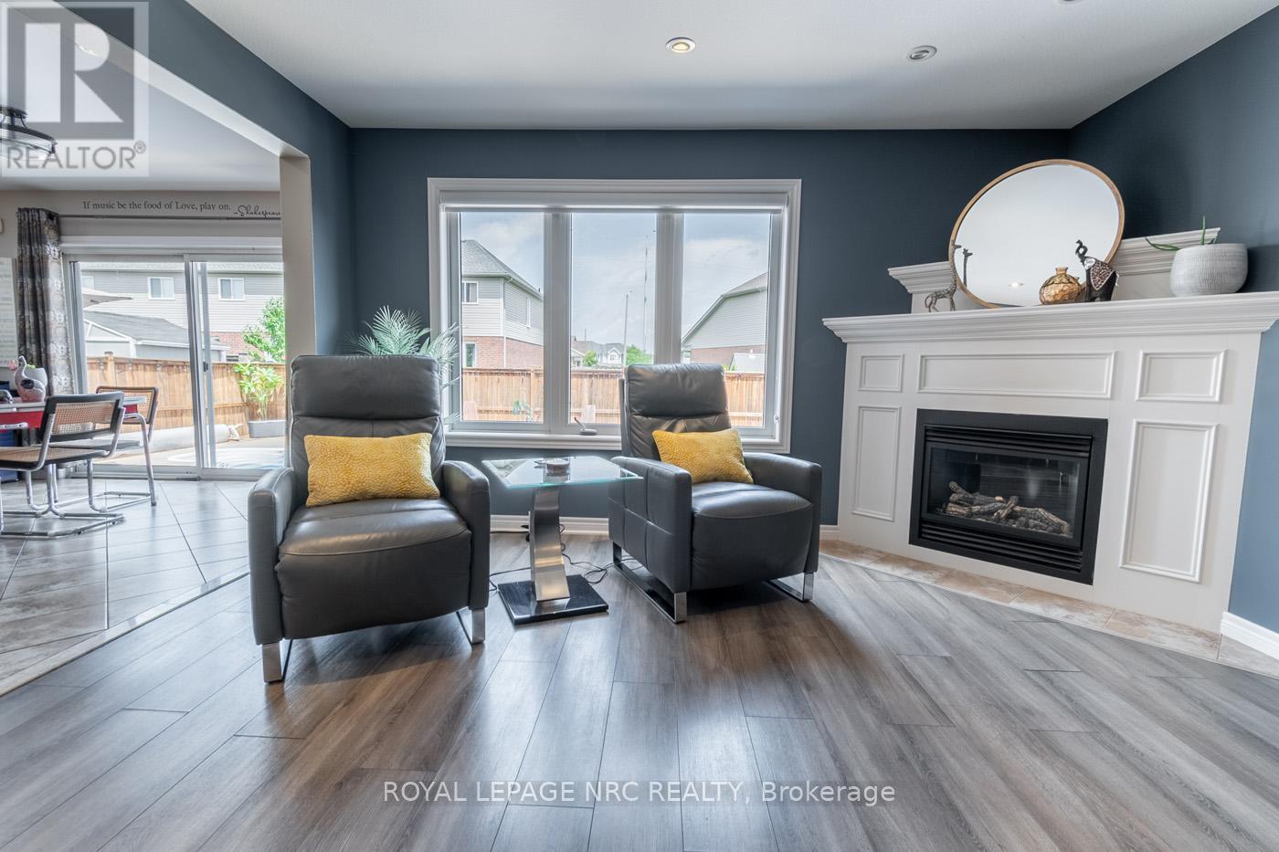 












8665 WESTPORT DRIVE

,
Niagara Falls (Forestview),




Ontario
L2H0A3

