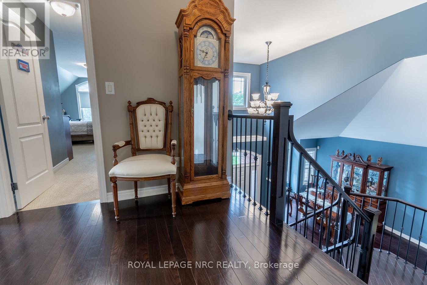 












8665 WESTPORT DRIVE

,
Niagara Falls (Forestview),




Ontario
L2H0A3


