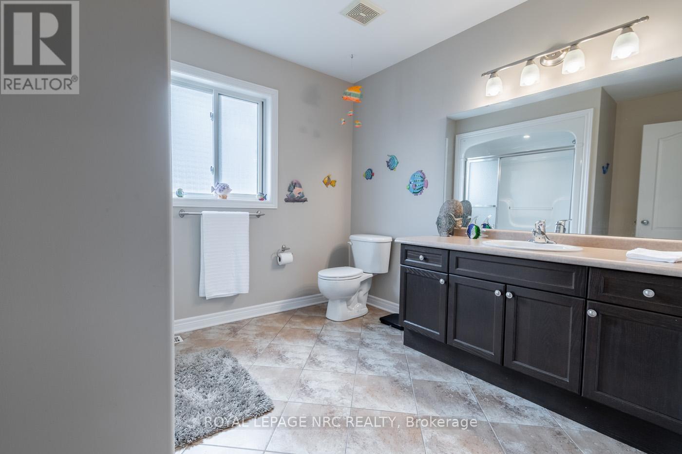












8665 WESTPORT DRIVE

,
Niagara Falls (Forestview),




Ontario
L2H0A3

