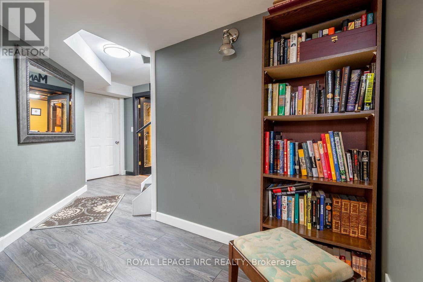 












8665 WESTPORT DRIVE

,
Niagara Falls (Forestview),




Ontario
L2H0A3

