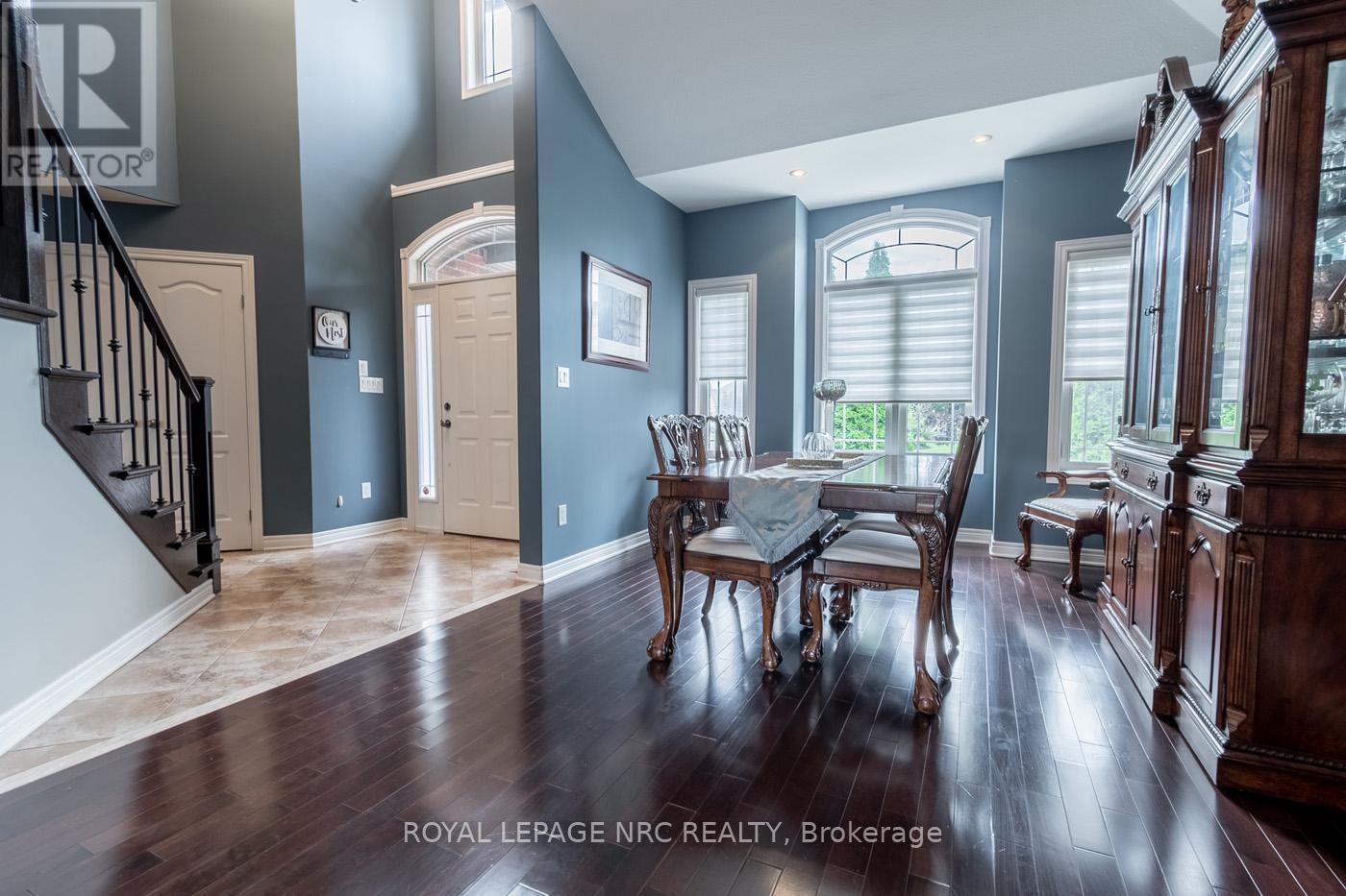 












8665 WESTPORT DRIVE

,
Niagara Falls (Forestview),




Ontario
L2H0A3

