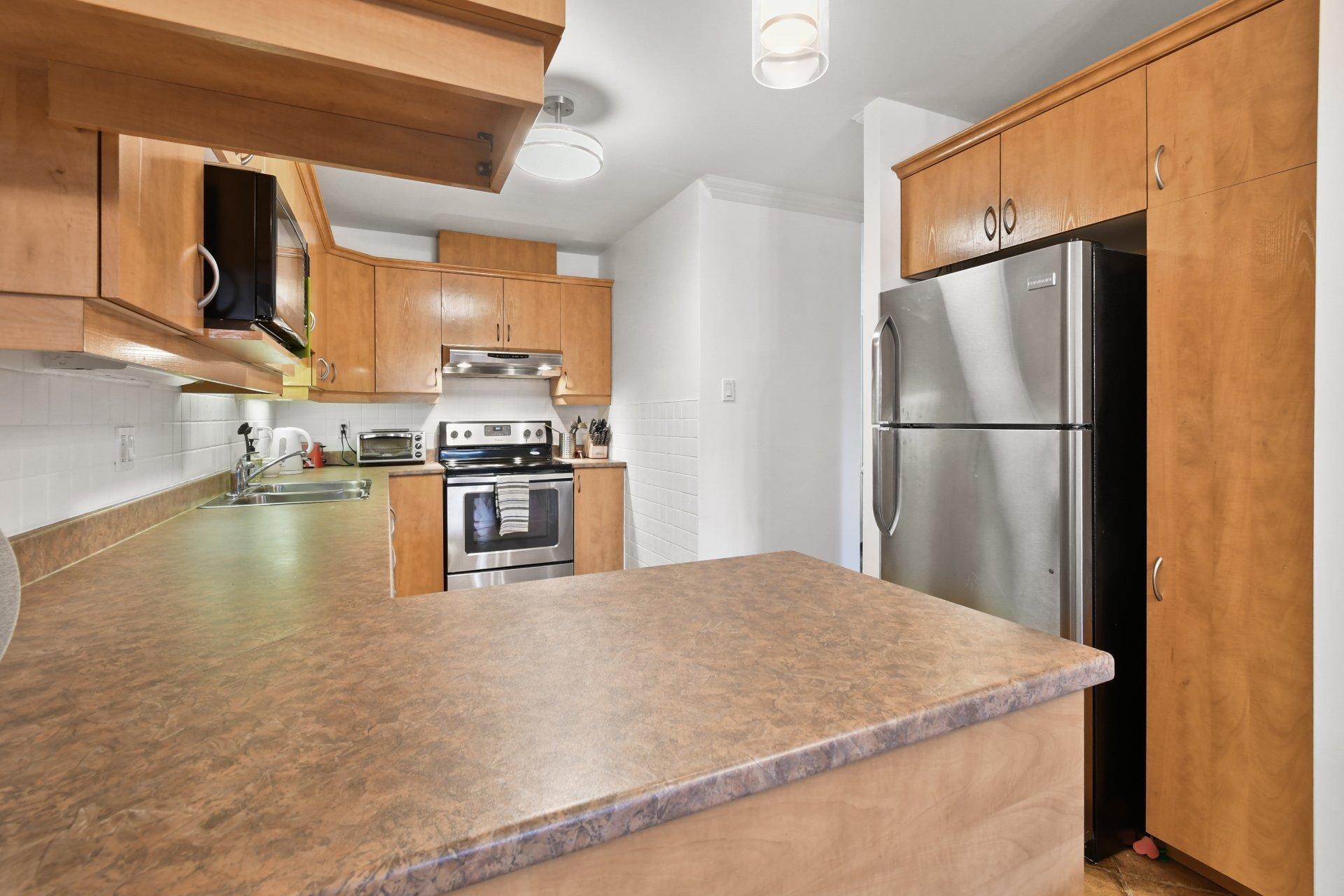 









6535


Boul. Chevrier

, 101,
Brossard,




QC
J4Z3T9

