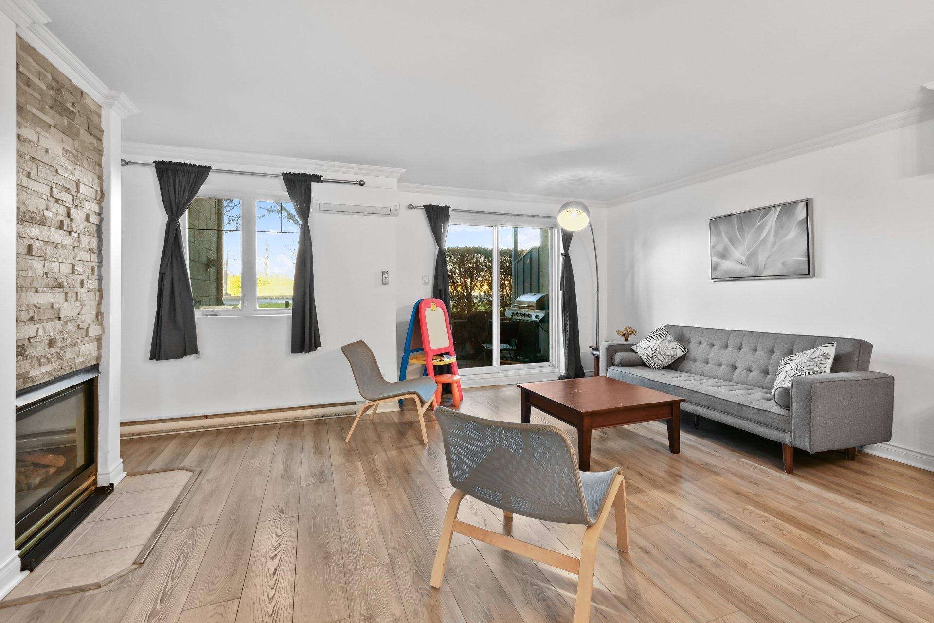 









6535


Boul. Chevrier

, 101,
Brossard,




QC
J4Z3T9

