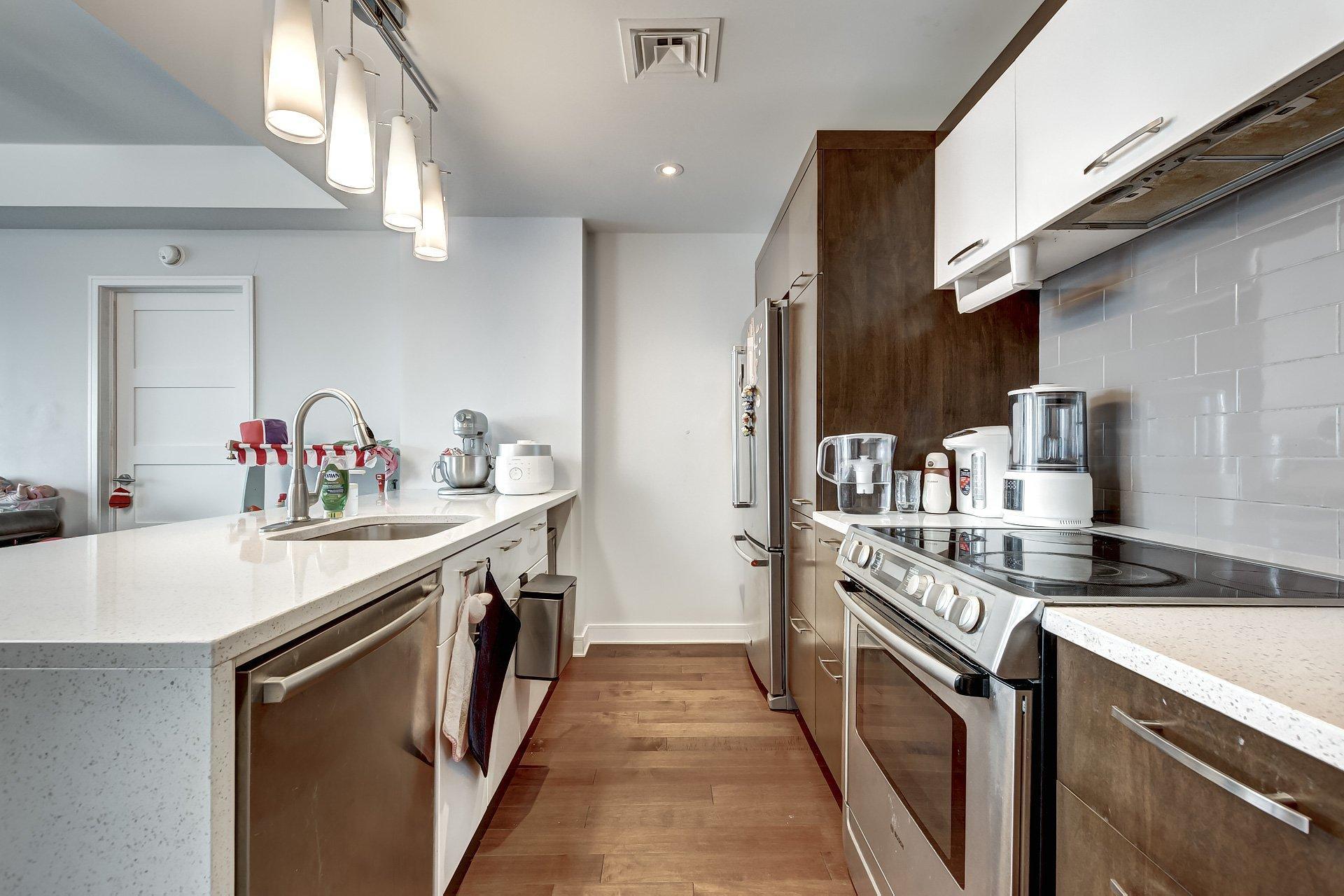 









199


Rue de la Rotonde

, 610,
Montréal (Verdun/Île-des-Soeurs),




QC
H3E0C1

