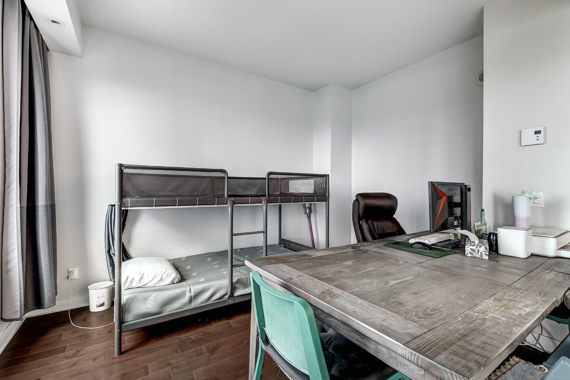 









199


Rue de la Rotonde

, 610,
Montréal (Verdun/Île-des-Soeurs),




QC
H3E0C1

