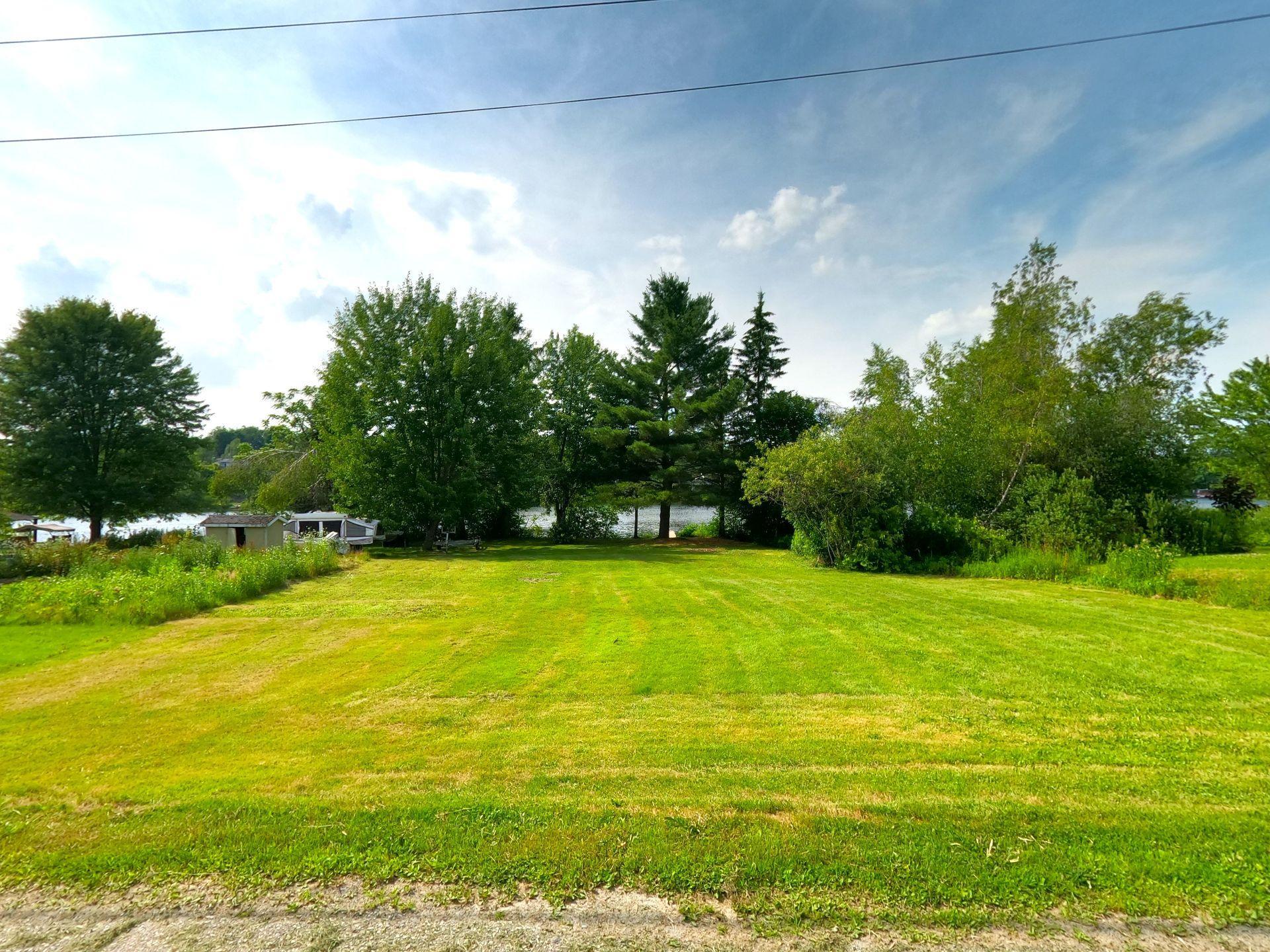 












Rue de la Rivière-Magog

,
Sherbrooke (Brompton/Rock Forest/Saint-Élie/Deauville),







QC
J1N2W7

