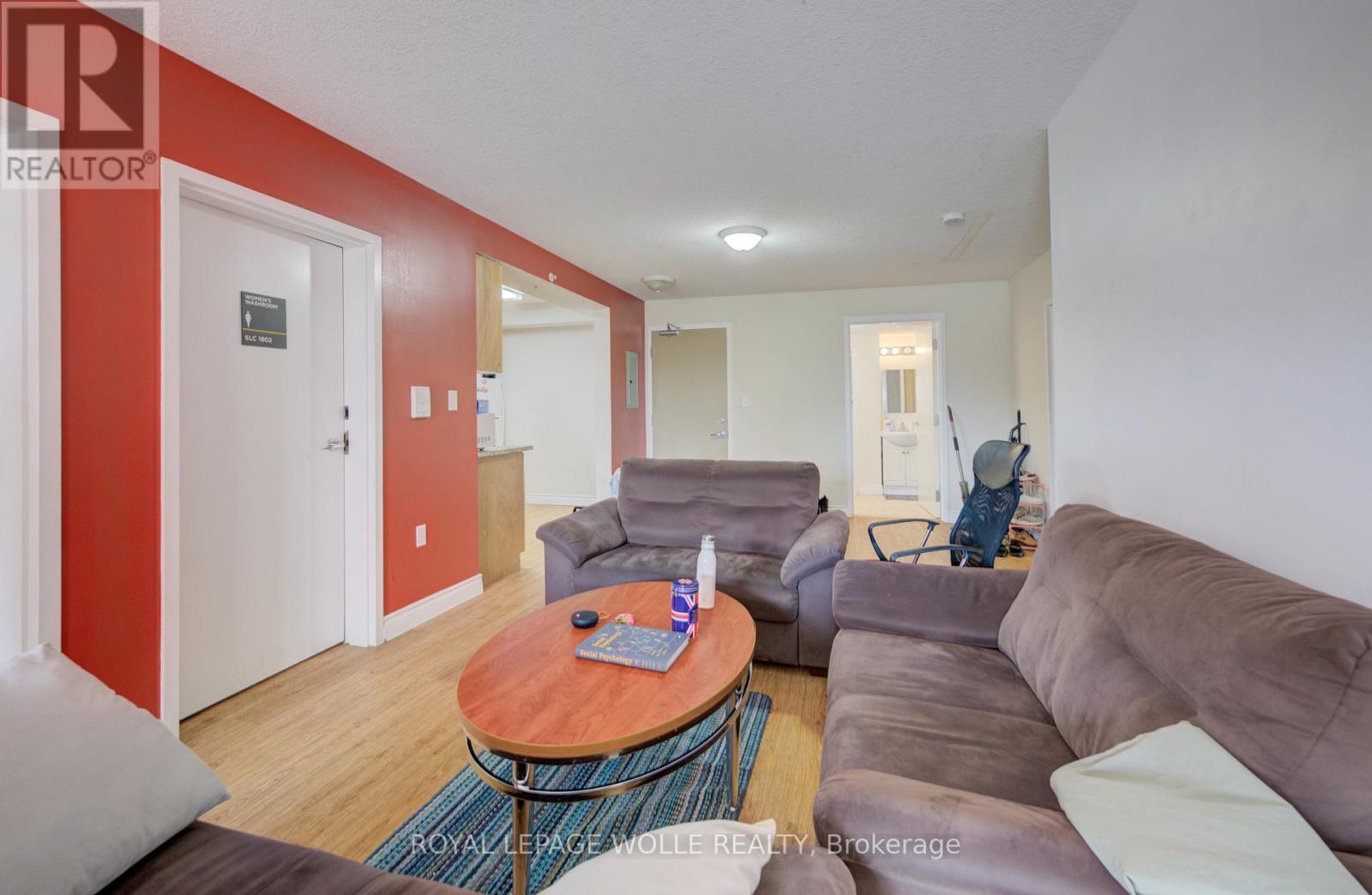 












204 - 392 ALBERT STREET

,
Waterloo,




Ontario
N2L3V1

