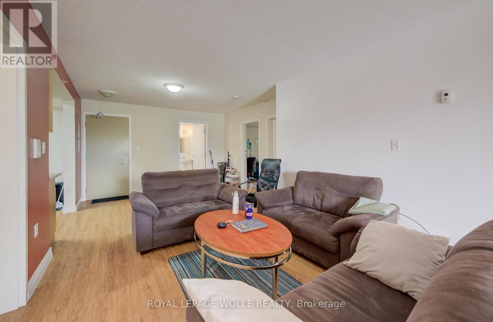 












204 - 392 ALBERT STREET

,
Waterloo,




Ontario
N2L3V1

