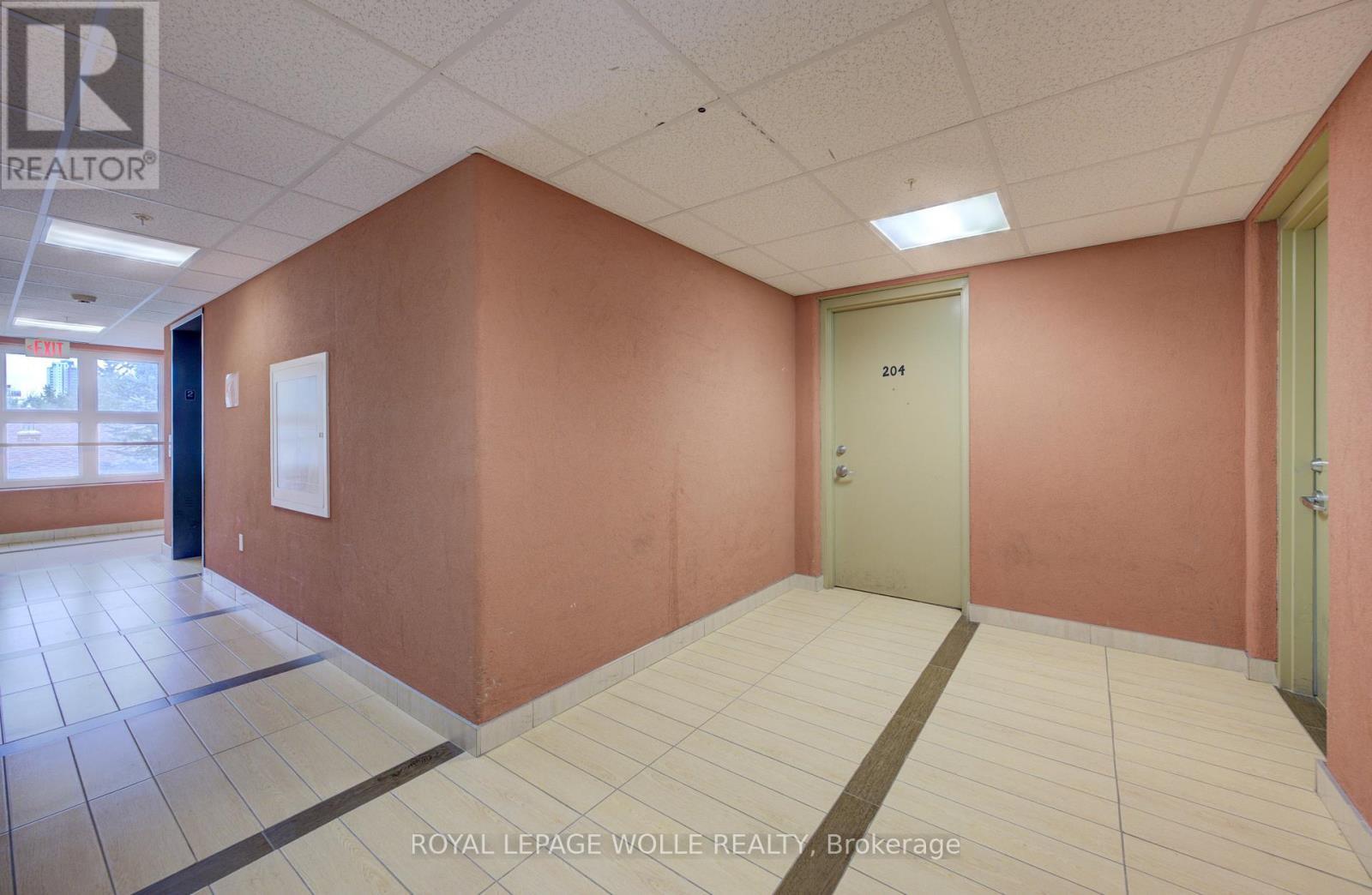 












204 - 392 ALBERT STREET

,
Waterloo,




Ontario
N2L3V1


