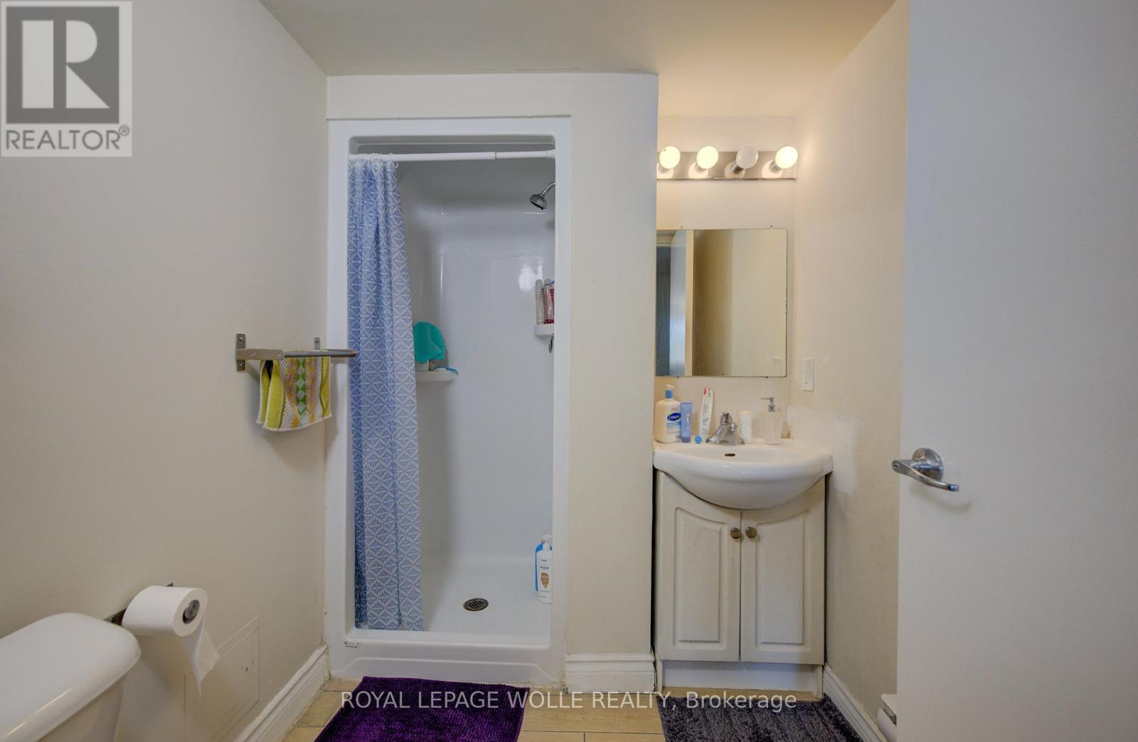 












204 - 392 ALBERT STREET

,
Waterloo,




Ontario
N2L3V1

