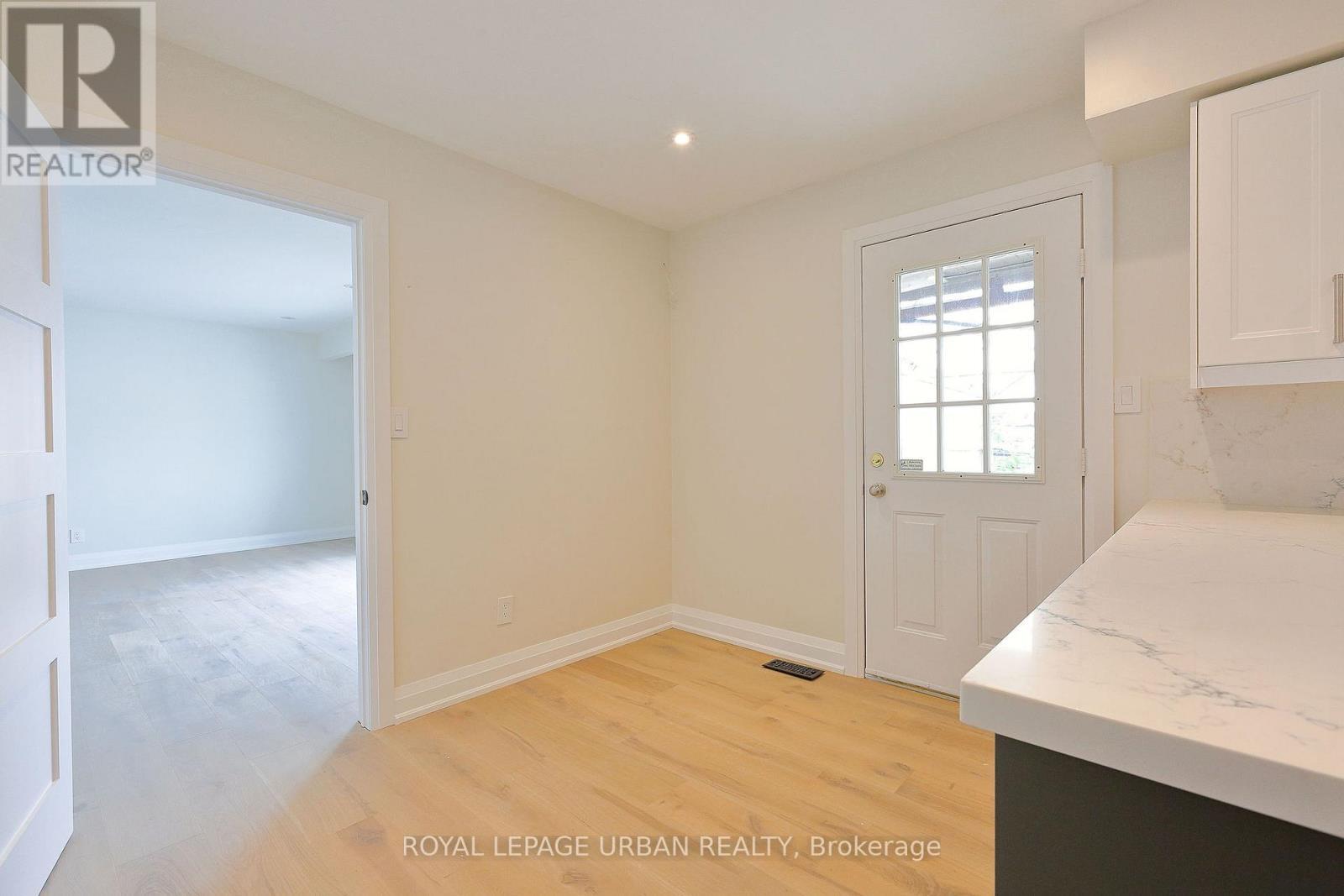 












18545 KEELE STREET

,
King,




Ontario
L3Y4V9

