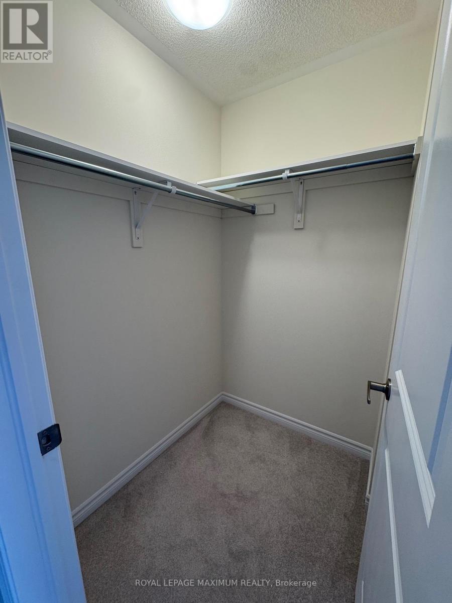 












91 MOLOZZI STREET

,
Erin,




Ontario
N0B1T0

