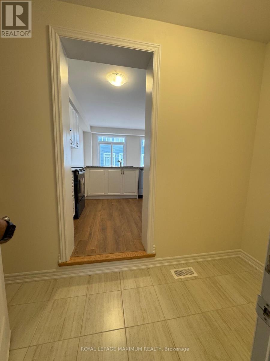 












91 MOLOZZI STREET

,
Erin,




Ontario
N0B1T0

