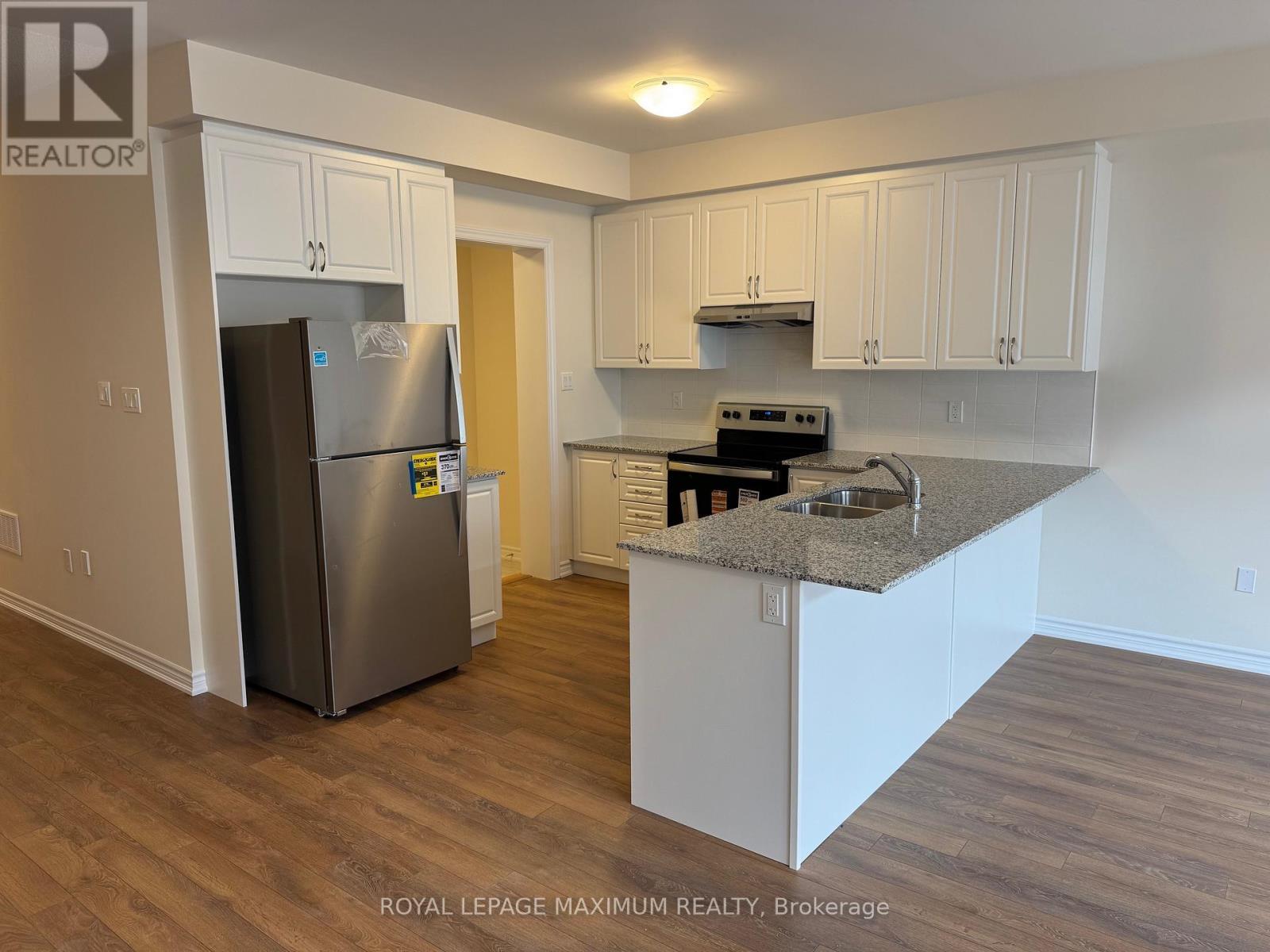 












91 MOLOZZI STREET

,
Erin,




Ontario
N0B1T0

