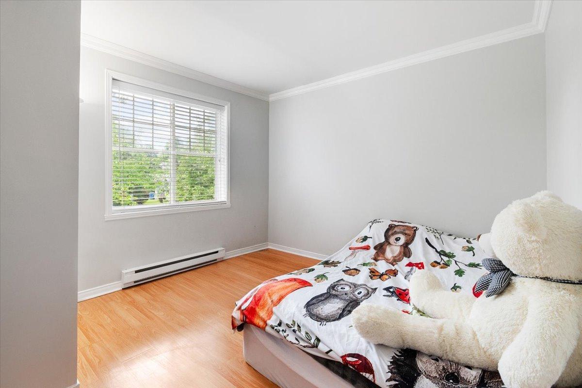 









1290


Boul. De Montarville

, 2,
Boucherville,




QC
J4B8E2

