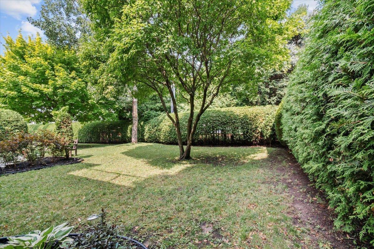 









1290


Boul. De Montarville

, 2,
Boucherville,




QC
J4B8E2


