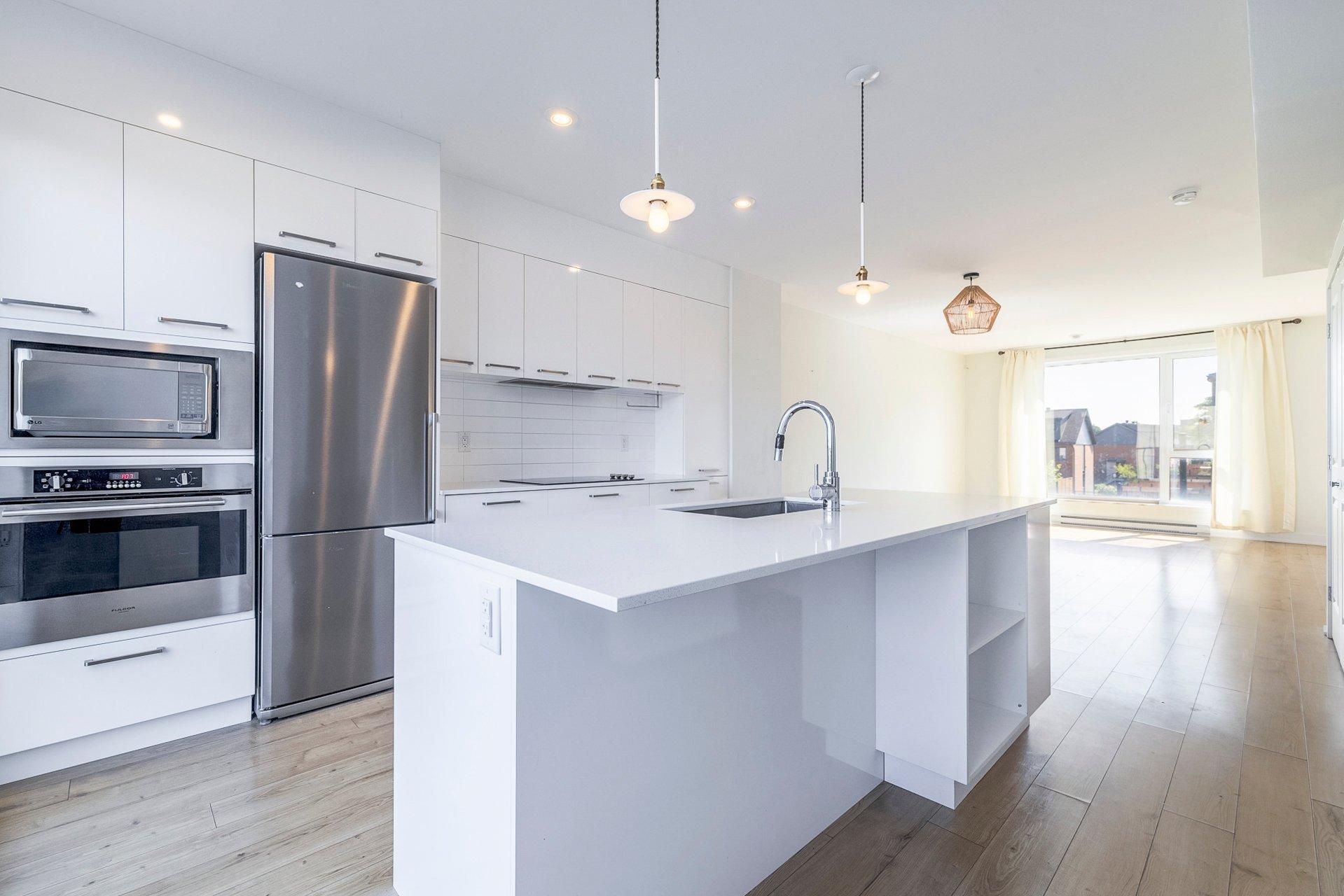 









49


Av. des Frênes

,
Pointe-Claire,




QC
H9R0C2

