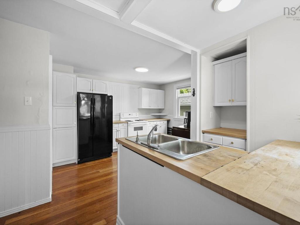 












5658 Duffus Street

,
Halifax,




NS
B3K 2M6

