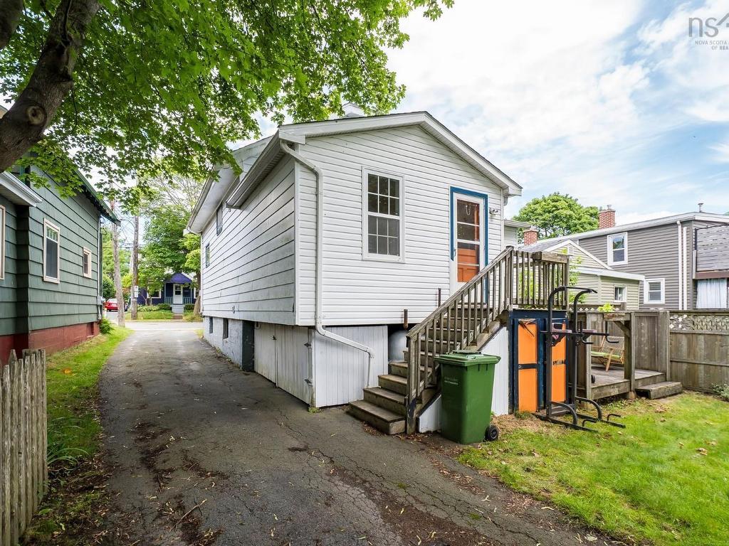 












5658 Duffus Street

,
Halifax,




NS
B3K 2M6


